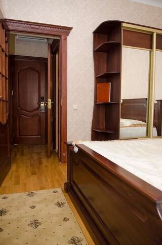 Отель Naftusya Hotel Трускавец Стандартный двухместный номер с 1 кроватью-2