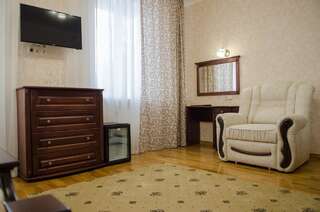 Отель Naftusya Hotel Трускавец Полулюкс-5