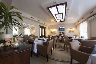 Отель Naftusya Hotel Трускавец-3