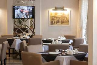 Отель Naftusya Hotel Трускавец-6