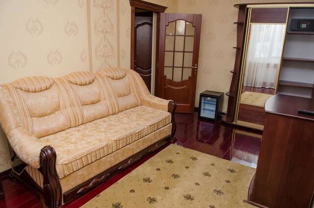 Отель Naftusya Hotel Трускавец-25
