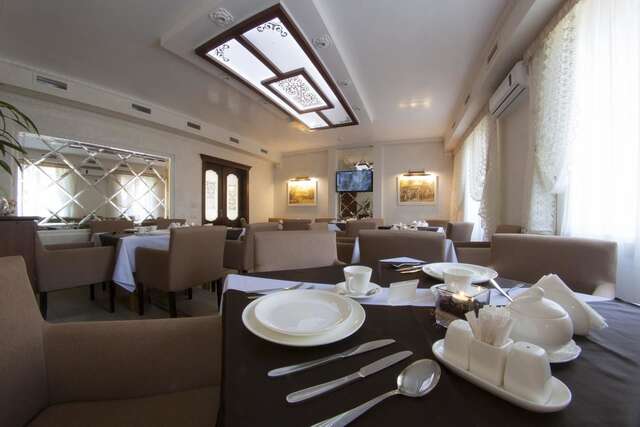 Отель Naftusya Hotel Трускавец-5